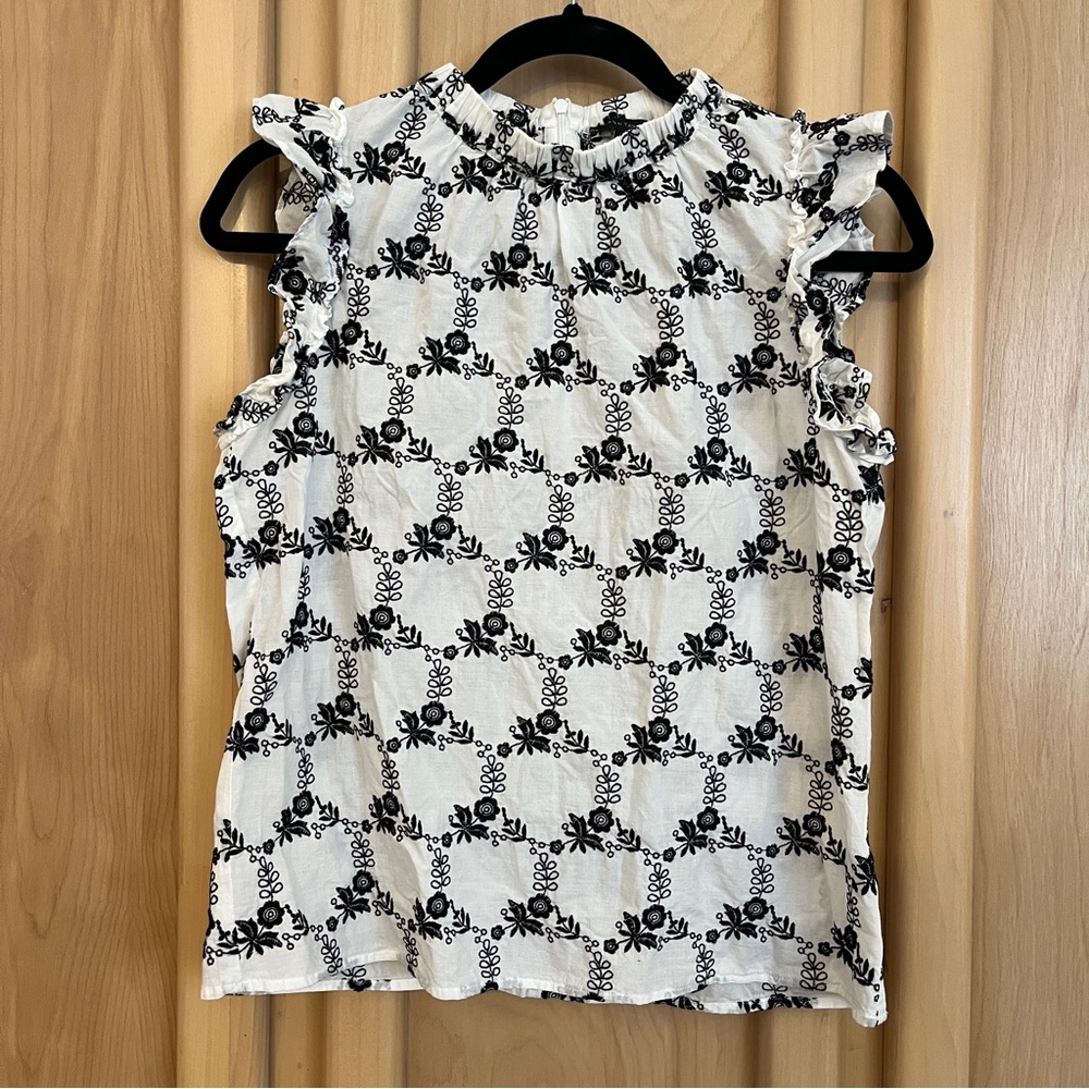 Ann Taylor Floral Black and White Women's Top Size Small